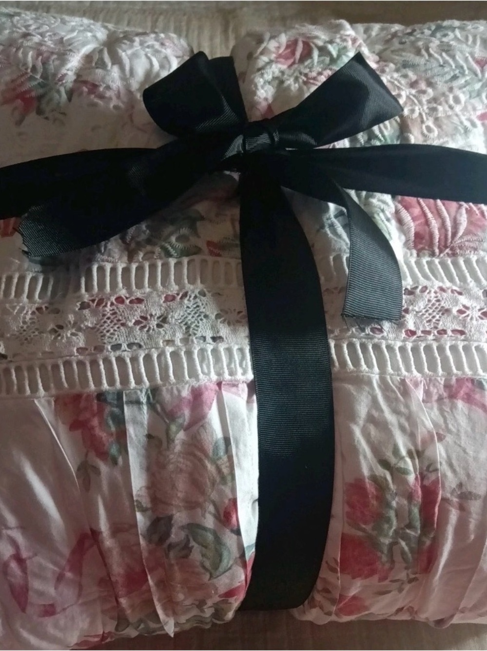 Pottery Barn Kids LoveShackFancy Pink Floral Bow Lace Cabbage Rose Twin Quilt